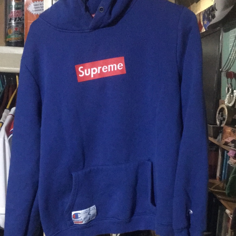 Supreme hoodie